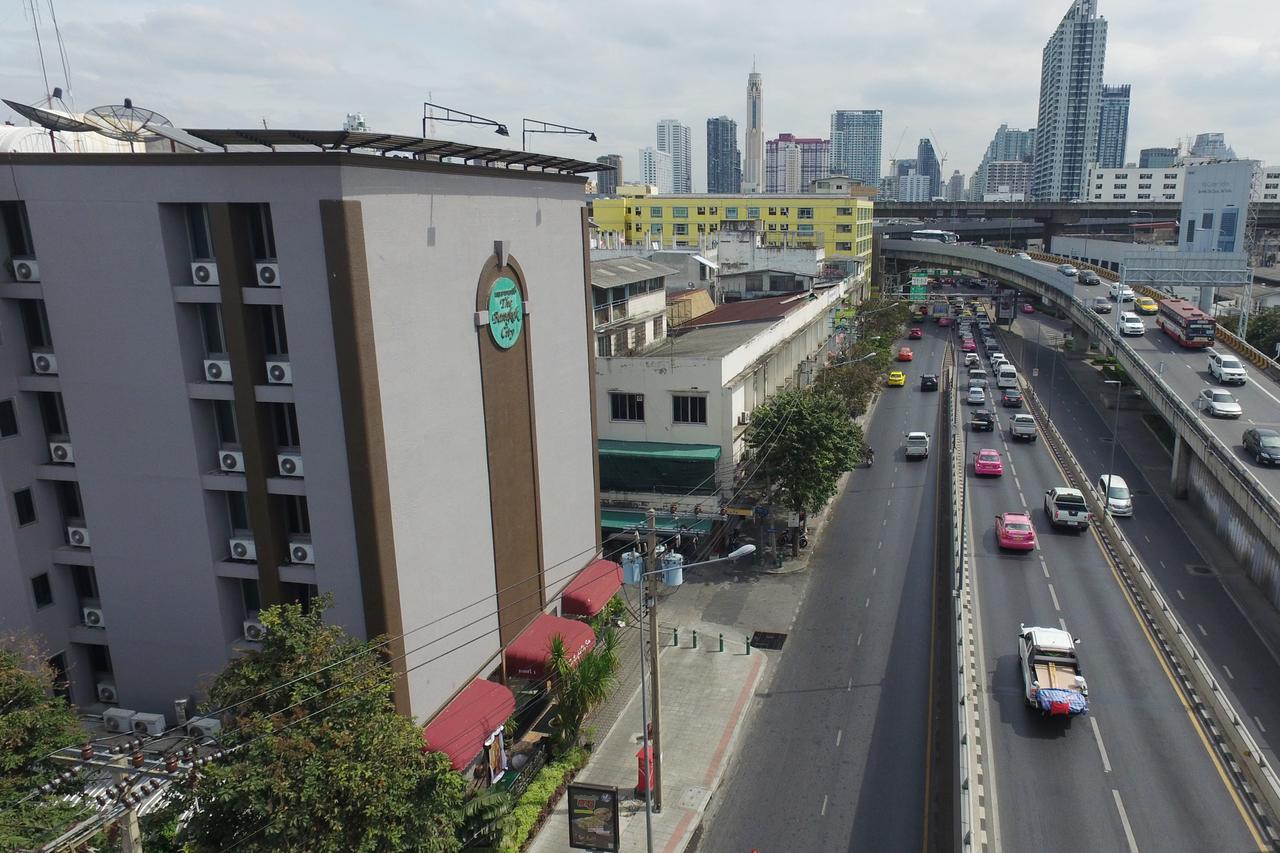 Bangkok City Suite Отель